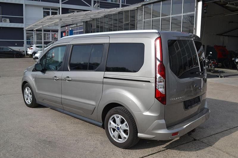 Gebraucht Ford Tourneo Connect Titanium 120 PS (88 kW) 2017 Van / Kleinbus