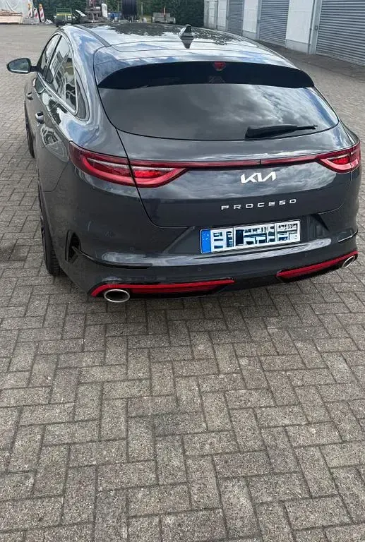 Gebraucht Kia ProCeed GT 204 PS (150 kW) 2023 Grau Kombi