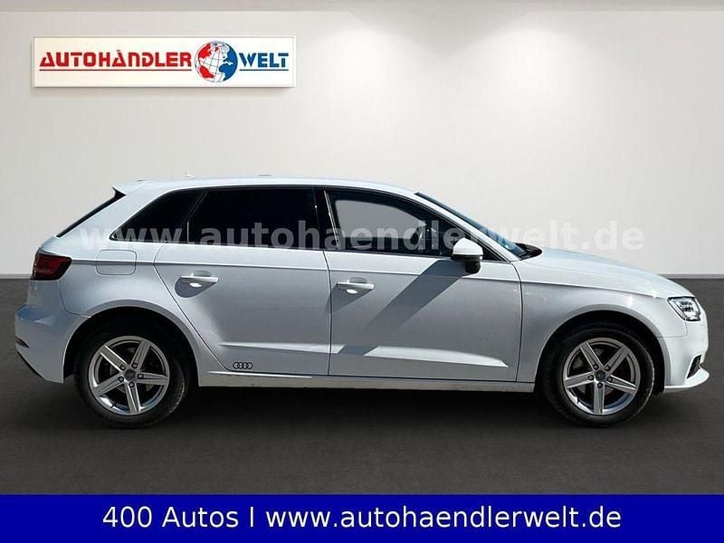 Gebraucht Audi A3 Comfort 116 PS (85 kW) 2017 Weiß Limousine