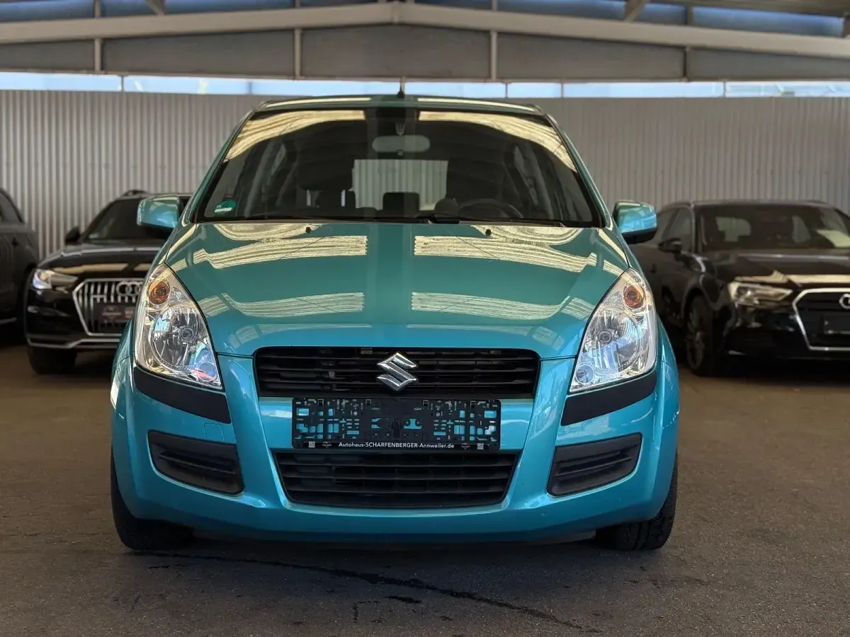 Gebraucht Suzuki Splash Comfort+ 94 PS (69 kW) 2012 Blau Kleinwagen