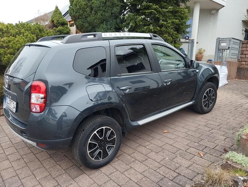 Gebraucht 2017 Dacia Duster Black Shadow SUV | 7.600 € (Superpreis) - Bild 1/4