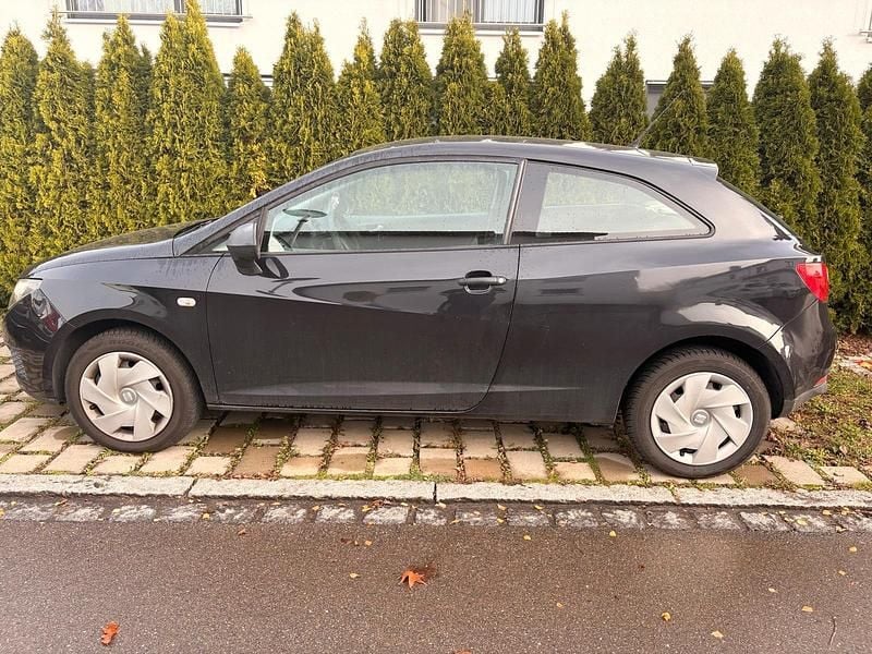 Gebraucht Seat Ibiza 69 PS (50 kW) 2011 Schwarz Kleinwagen