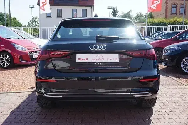 Gebraucht Audi A3 Advanced 150 PS (110 kW) 2020 Schwarz Limousine
