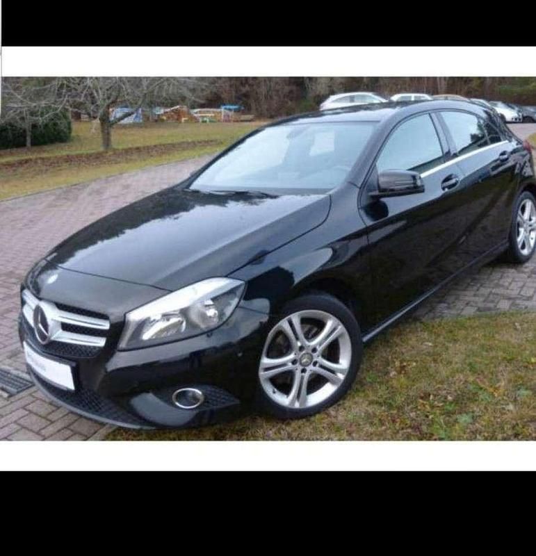 Gebraucht 2014 Mercedes A200 Urban Limousine | 16.000 € - Bild 1/2