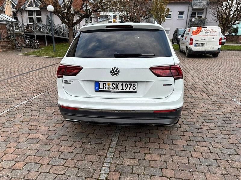 Gebraucht VW Tiguan 190 PS (139 kW) 2019 Schwarz SUV