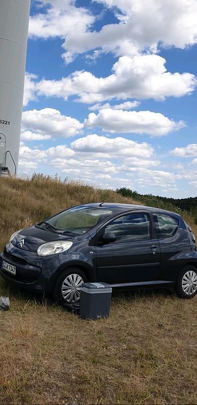 Grau Gebraucht 2006 Citroën C1 Kleinwagen | 1.850 € (Fairer Preis) - Bild 1/2