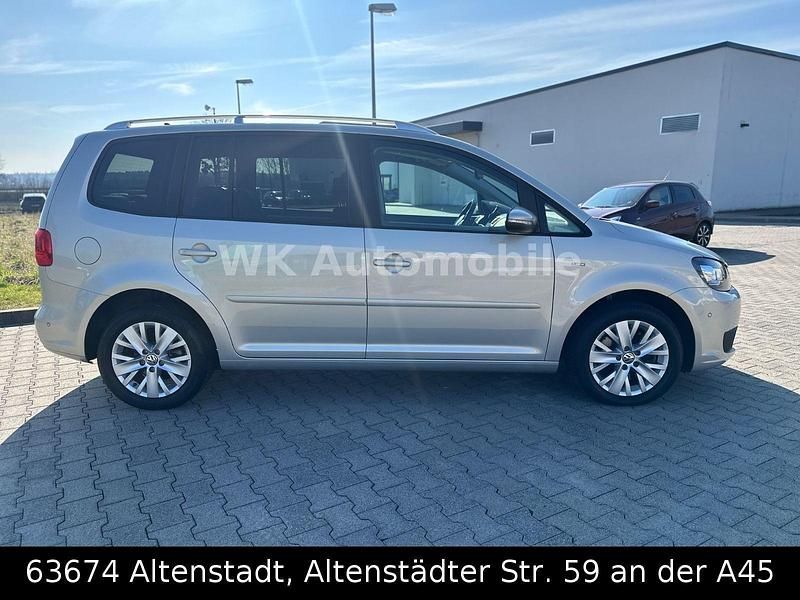 Gebraucht VW Touran 140 PS (102 kW) 2013 Silber Van / Kleinbus
