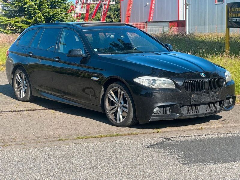 Schwarz Gebraucht 2011 BMW 535 Sport Line Kombi | 10.500 € (Guter Preis) - Bild 1/4