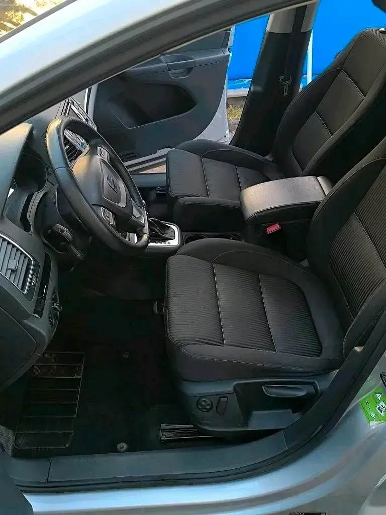 Używany Seat Alhambra 177 KM (130 kW) 2013 Srebrny Minivan