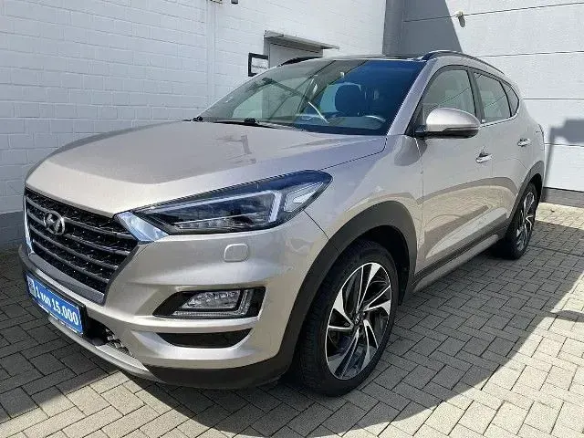 Gebraucht Hyundai Tucson Premium 177 PS (130 kW) 2020 Weiß SUV