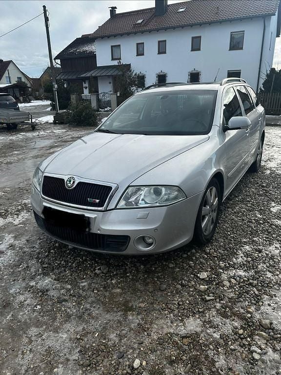 Silber Gebraucht 2007 Skoda Octavia RS Kombi | 4.099 € (Fairer Preis) - Bild 1/4