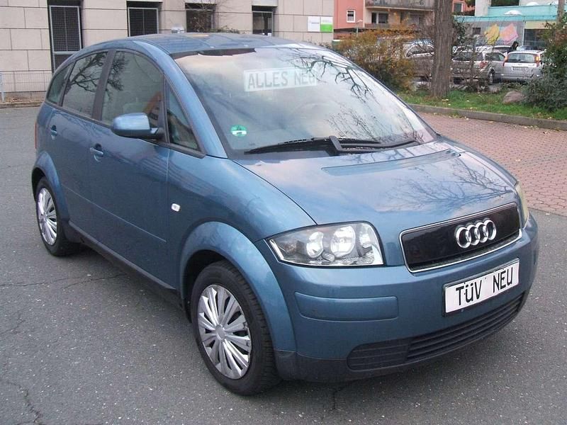 Blau Gebraucht 2002 Audi A2 Kleinwagen | 2.490 € (Fairer Preis) - Bild 1/4