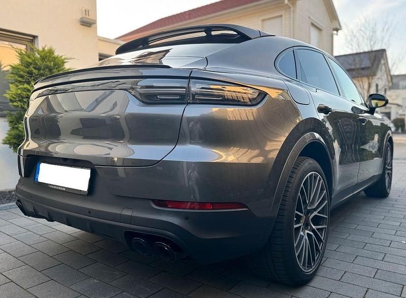 Gebraucht Porsche Cayenne Coupe 441 PS (324 kW) 2020 Grau Coupé