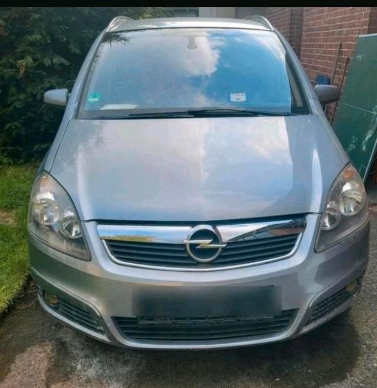 Grau Gebraucht 2007 Opel Zafira Van / Kleinbus | 2.500 € (Fairer Preis) - Bild 1/4