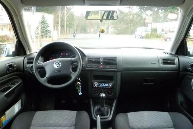 Gebraucht VW Golf IV 137 PS (100 kW) 2003 Silber metallic Kombi