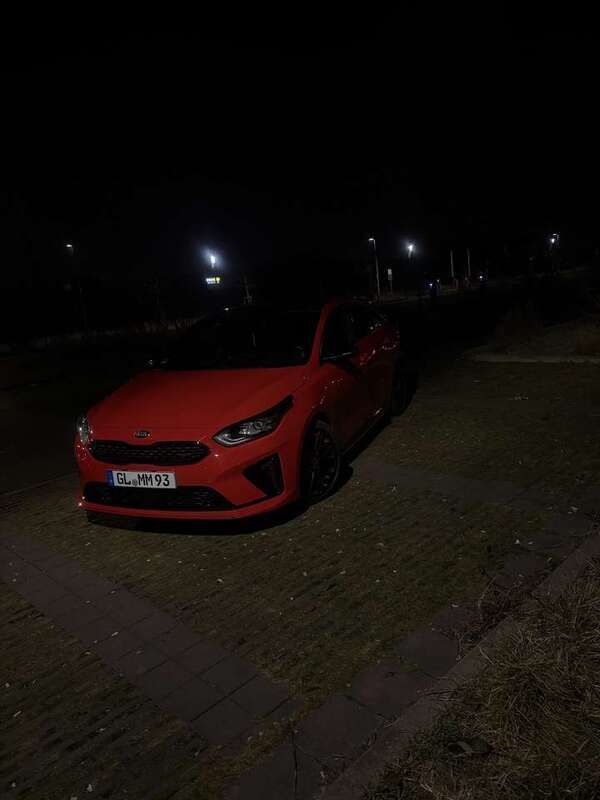 Rot Gebraucht 2019 Kia ProCeed GT Kleinwagen | 17.000 € (Superpreis) - Bild 1/4