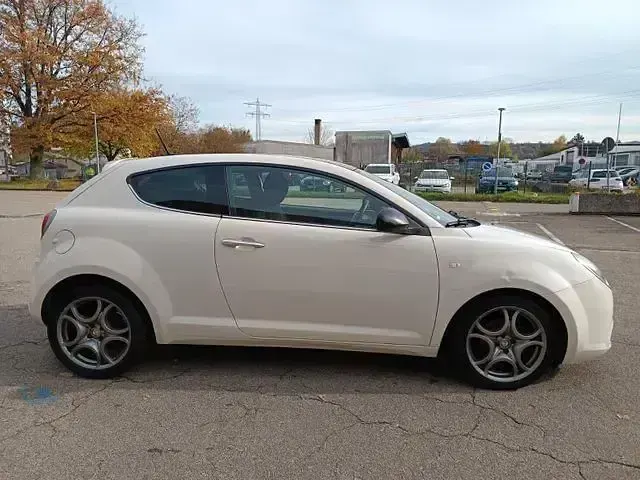 Gebraucht Alfa Romeo MiTo Turismo 105 PS (77 kW) 2014 Weiß Kleinwagen