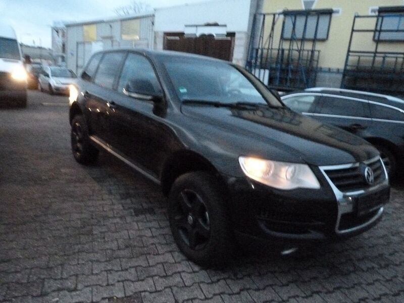 Gebraucht VW Touareg R 174 PS (127 kW) 2008 Schwarz SUV