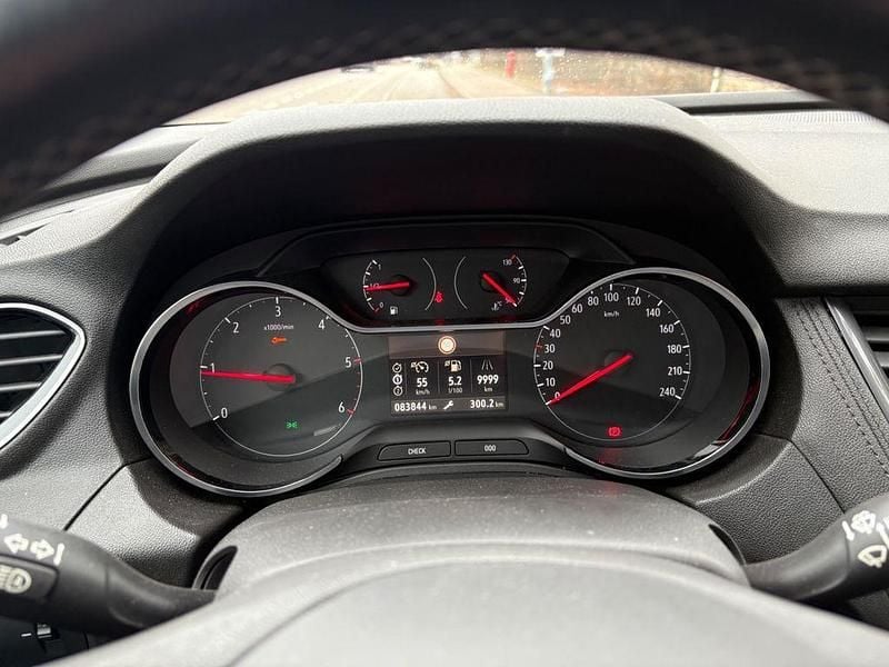 Gebraucht Opel Grandland X Innovation 120 PS (88 kW) 2017 Schwarz SUV