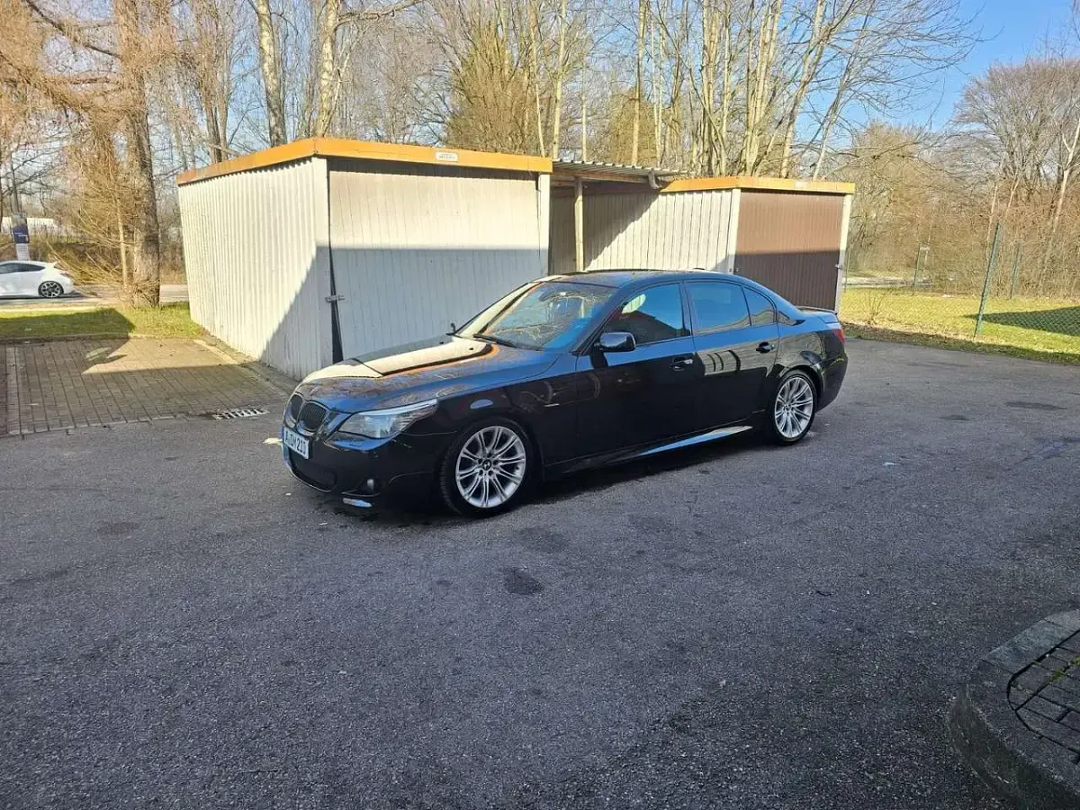 Gebraucht BMW 525 218 PS (160 kW) 2007 Schwarz Limousine