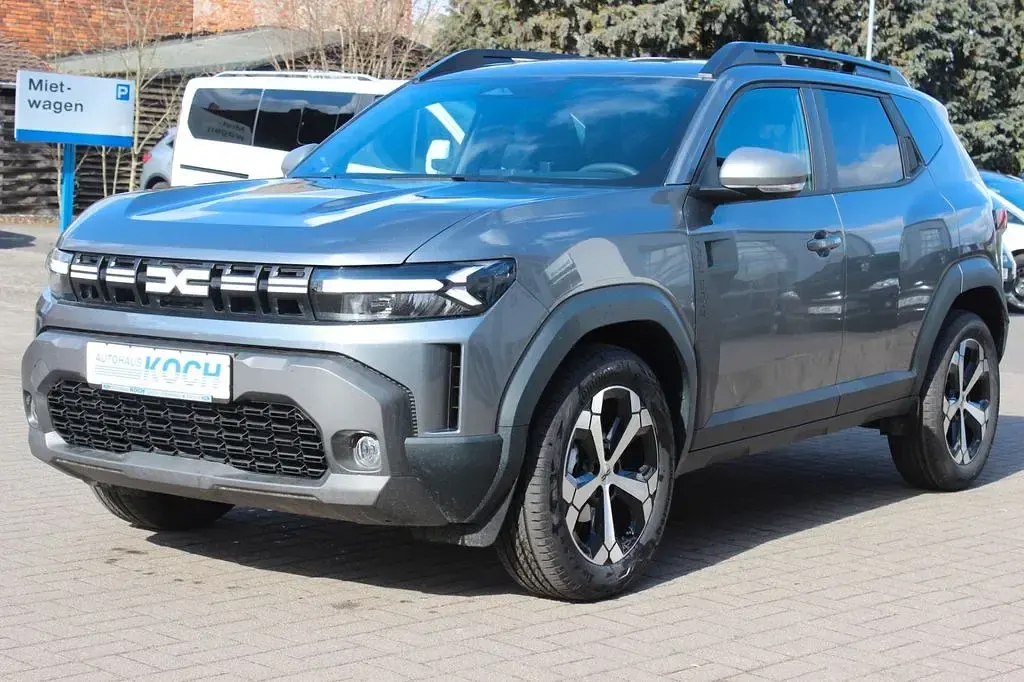 Neu Dacia Duster Journey 140 PS (102 kW) 2026 Grau SUV