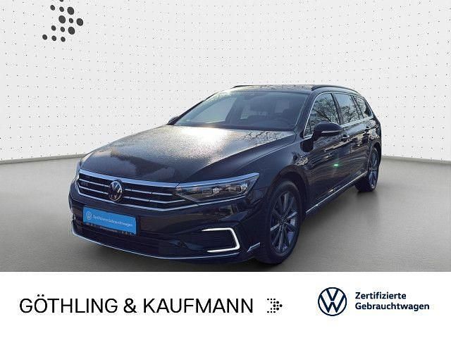 Schwarz Gebraucht 2022 VW Passat GTE Kombi | 23.930 € (Fairer Preis) - Bild 1/3