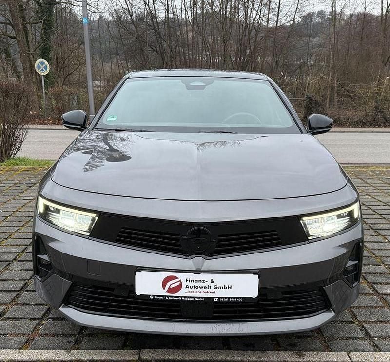 Gebraucht Opel Astra 131 PS (96 kW) 2024 Grau Limousine