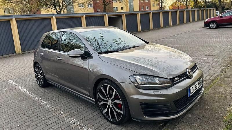 Gebraucht VW Golf VII GTD 184 PS (135 kW) 2015 Beige Limousine
