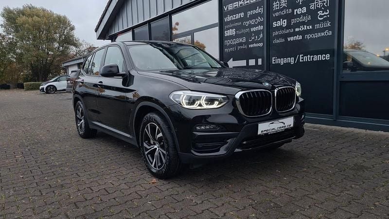 Schwarz Gebraucht 2021 BMW X3 Advantage SUV | 28.490 € (Superpreis) - Bild 1/4