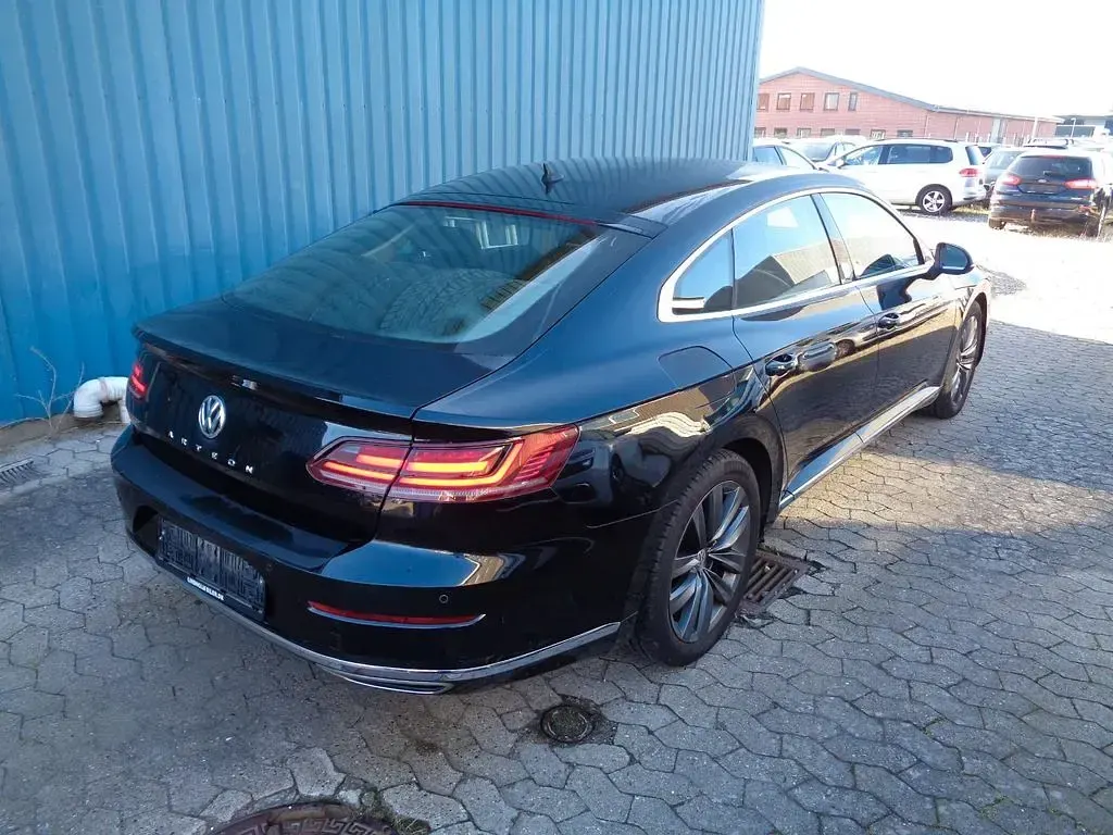 Gebraucht VW Arteon Elegance 190 PS (139 kW) 2018 Schwarz Kleinwagen