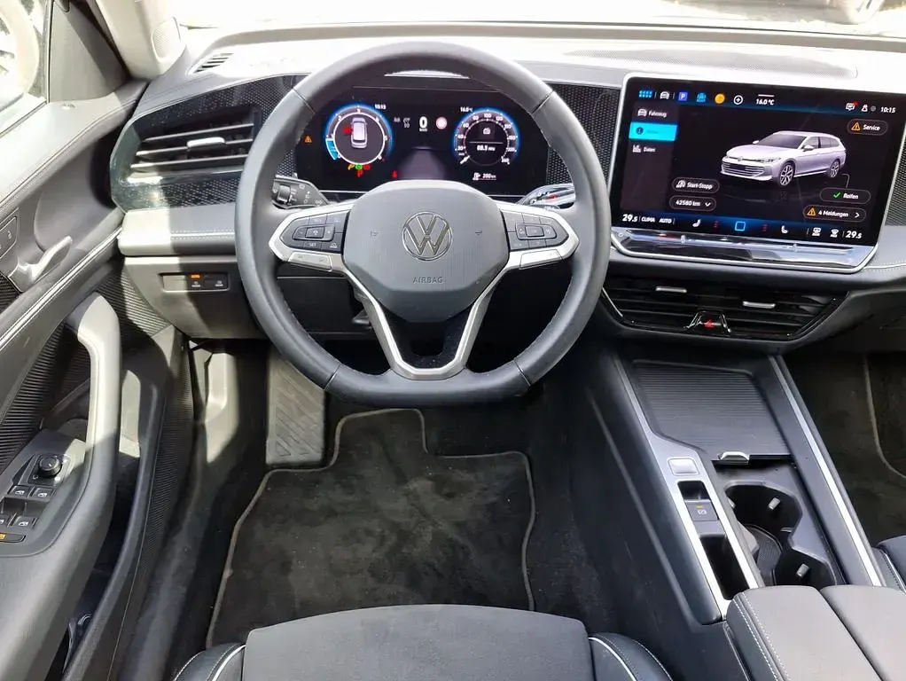 Gebraucht VW Passat Business 150 PS (110 kW) 2025 Diabasgrau metallic (5x5x) (metallic) Kombi