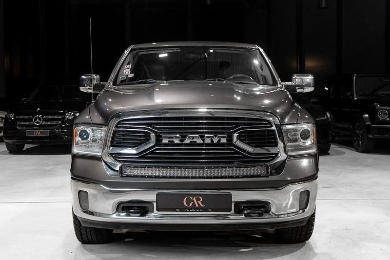 Gebraucht Dodge Ram 401 PS (294 kW) 2018 Silber Pickup