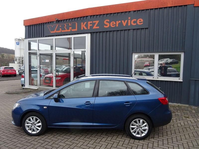 Blau Gebraucht 2014 Seat Ibiza ST Kombi | 6.990 € (Etwas zu teuer) - Bild 1/4