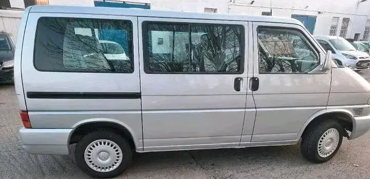 Usado VW T4 116 HP (85 kW) 2003 Prateado Van