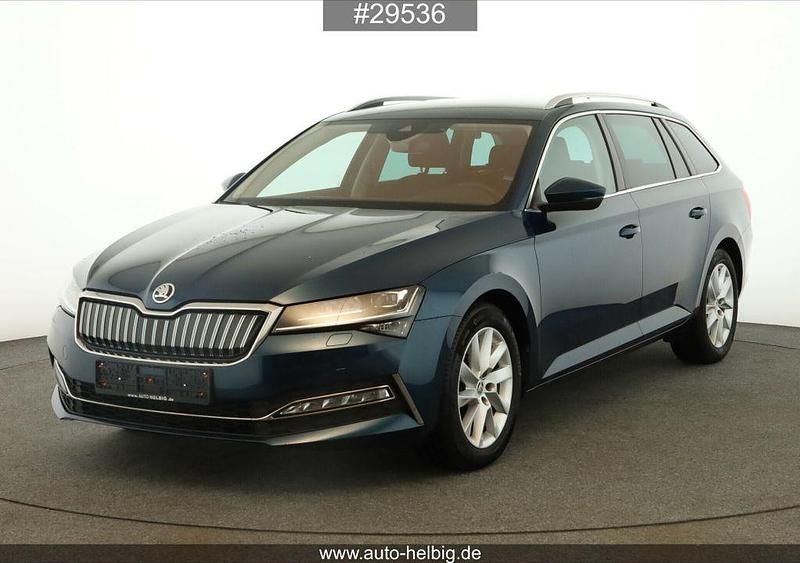Blau Gebraucht 2020 Skoda Superb Style Kombi | 18.590 € (Guter Preis) - Bild 1/4