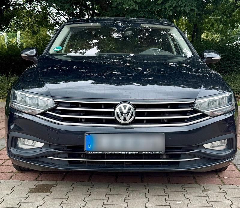 Schwarz Gebraucht 2020 VW Passat Business Kombi | 14.800 € (Superpreis) - Bild 1/4