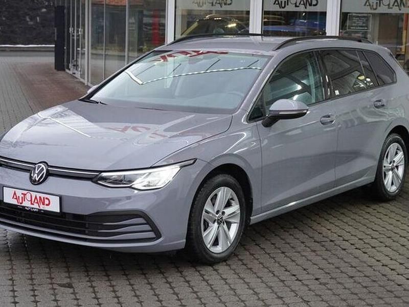 Gebraucht VW Golf VIII Life 150 PS (110 kW) 2022 Grau Kombi