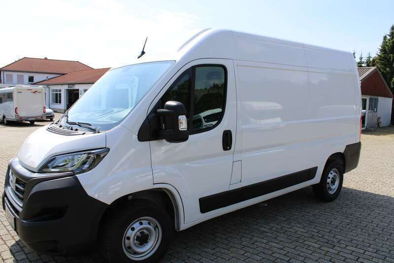 Colore esterno (weiss Gebraucht 2023 Fiat Ducato Van | 30.990 € (Guter Preis) - Bild 1/4