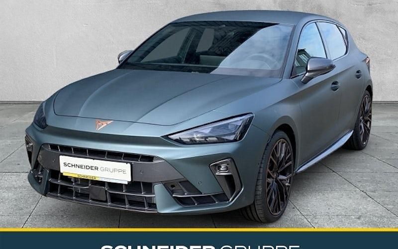 Neu Cupra Leon 150 PS (110 kW) 2025 Grau Limousine