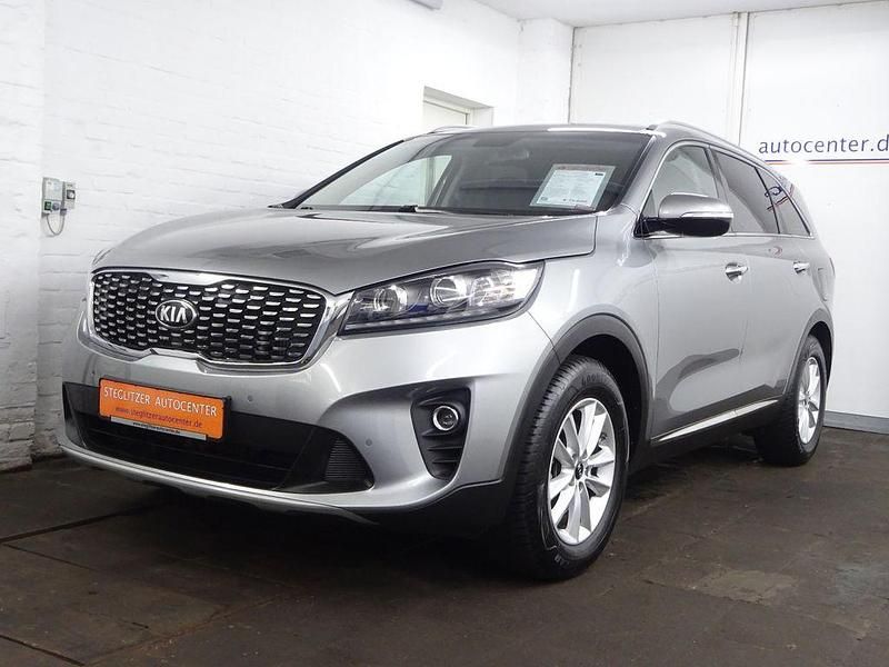 Steel grey Gebraucht 2019 Kia Sorento Vision SUV | 24.900 € (Fairer Preis) - Bild 1/4