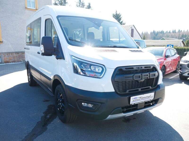 Gebraucht Ford Transit 150 PS (110 kW) 2025 Weiß Kombi
