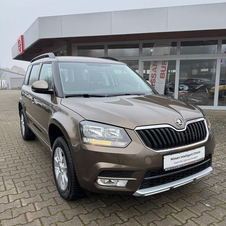 Gebraucht Skoda Yeti Ambition 110 PS (80 kW) 2015 Braun SUV