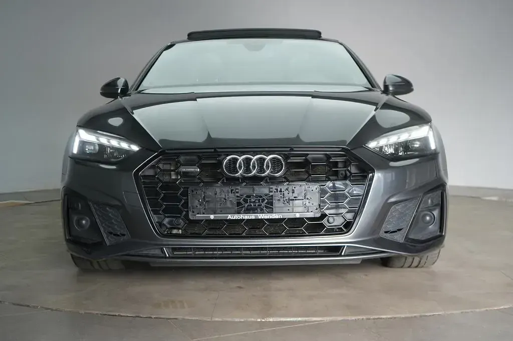 Używany Audi A5 S-Line 204 KM (150 kW) 2022 Szary Coupe