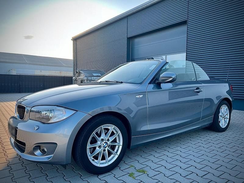 Gebraucht BMW 118 Cabriolet 143 PS (105 kW) 2013 Grau Cabrio