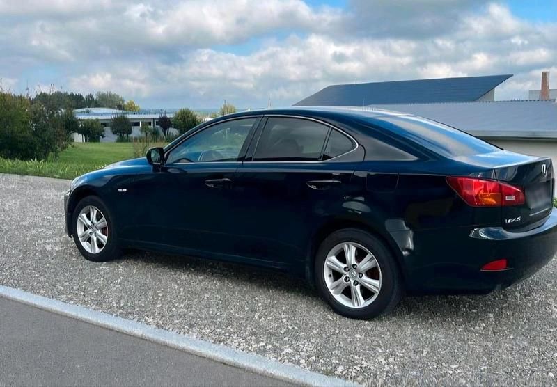 Gebraucht Lexus IS220d 177 PS (130 kW) 2007 Schwarz Limousine