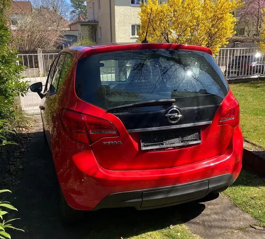 Gebraucht Opel Meriva 101 PS (74 kW) 2014 Rot Van / Kleinbus