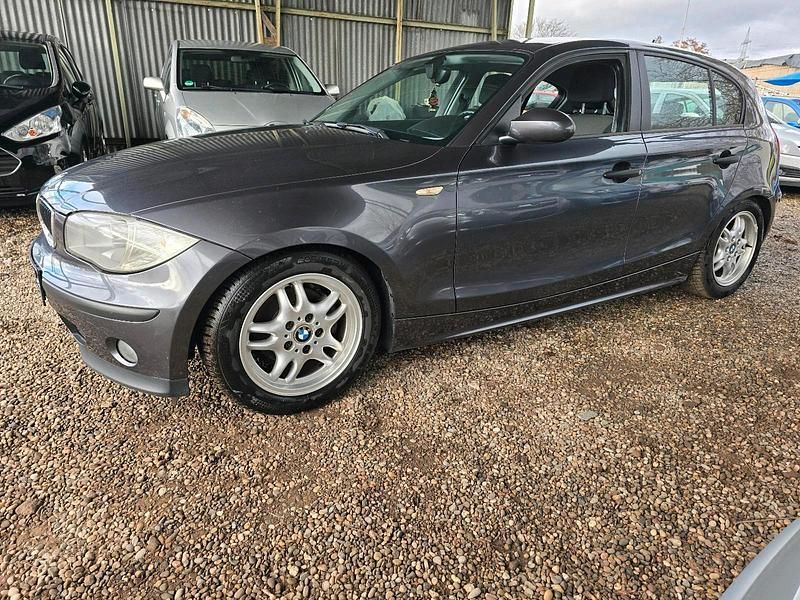 Gebraucht BMW 118 122 PS (89 kW) 2006 Grau Kleinwagen