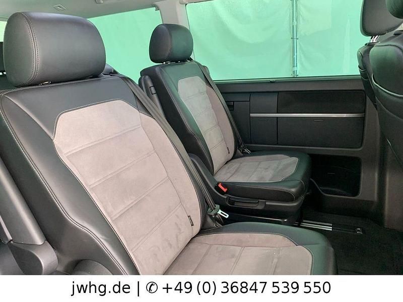 Gebraucht VW Multivan Generation Six 150 PS (110 kW) 2022 Schwarz Van