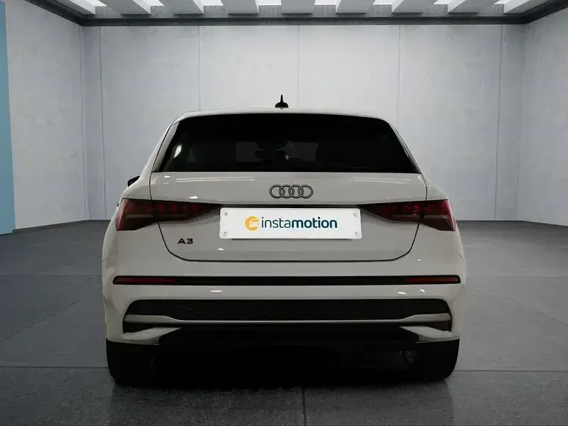 Gebraucht Audi A3 150 PS (110 kW) 2025 Weiß Limousine