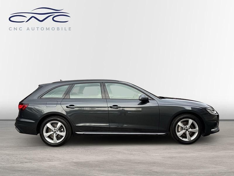 Gebraucht Audi A4 Advanced 204 PS (150 kW) 2021 Grau Kombi